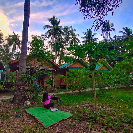 Kohmook Happy Time Bungalow Ko Mook Exterior foto