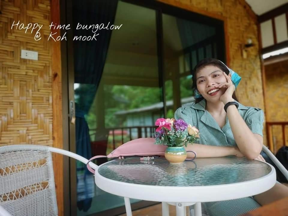 Kohmook Happy Time Bungalow Ko Mook Exterior foto